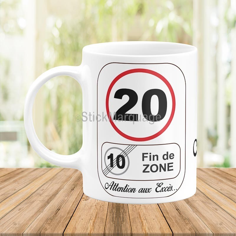 Mug anniversaire 20 ans rigolo drôle - tasse cadeau anniversaire 20 an